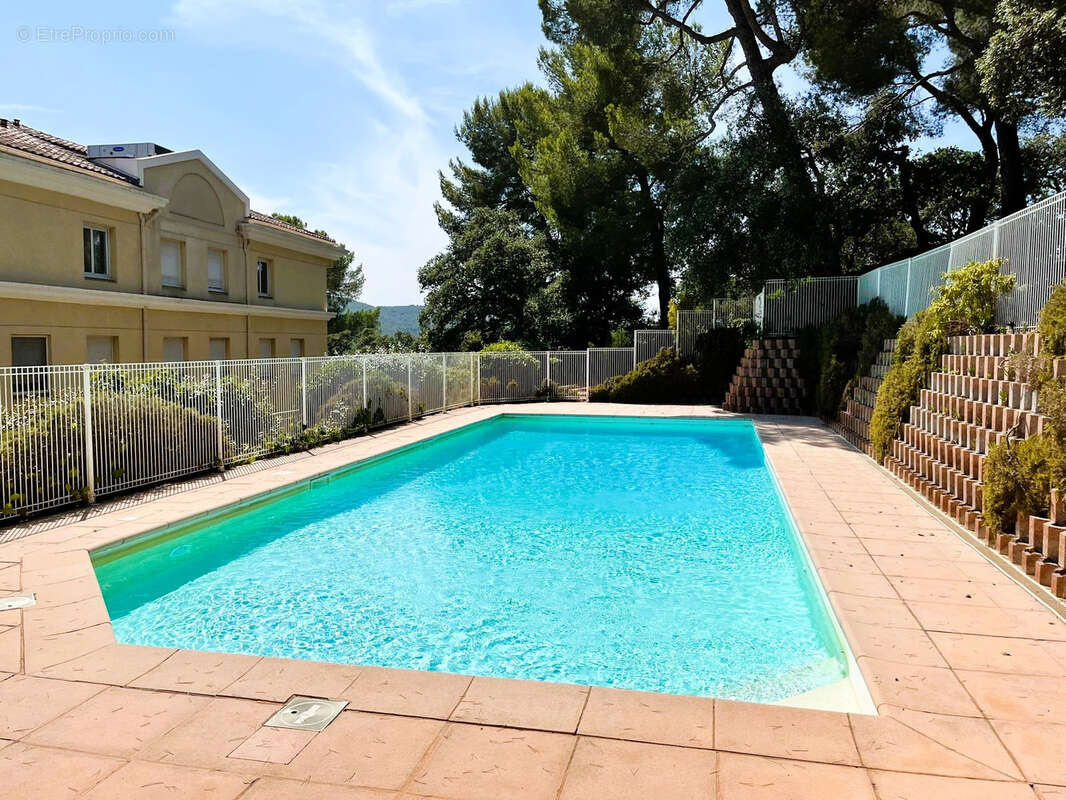 Appartement à HYERES