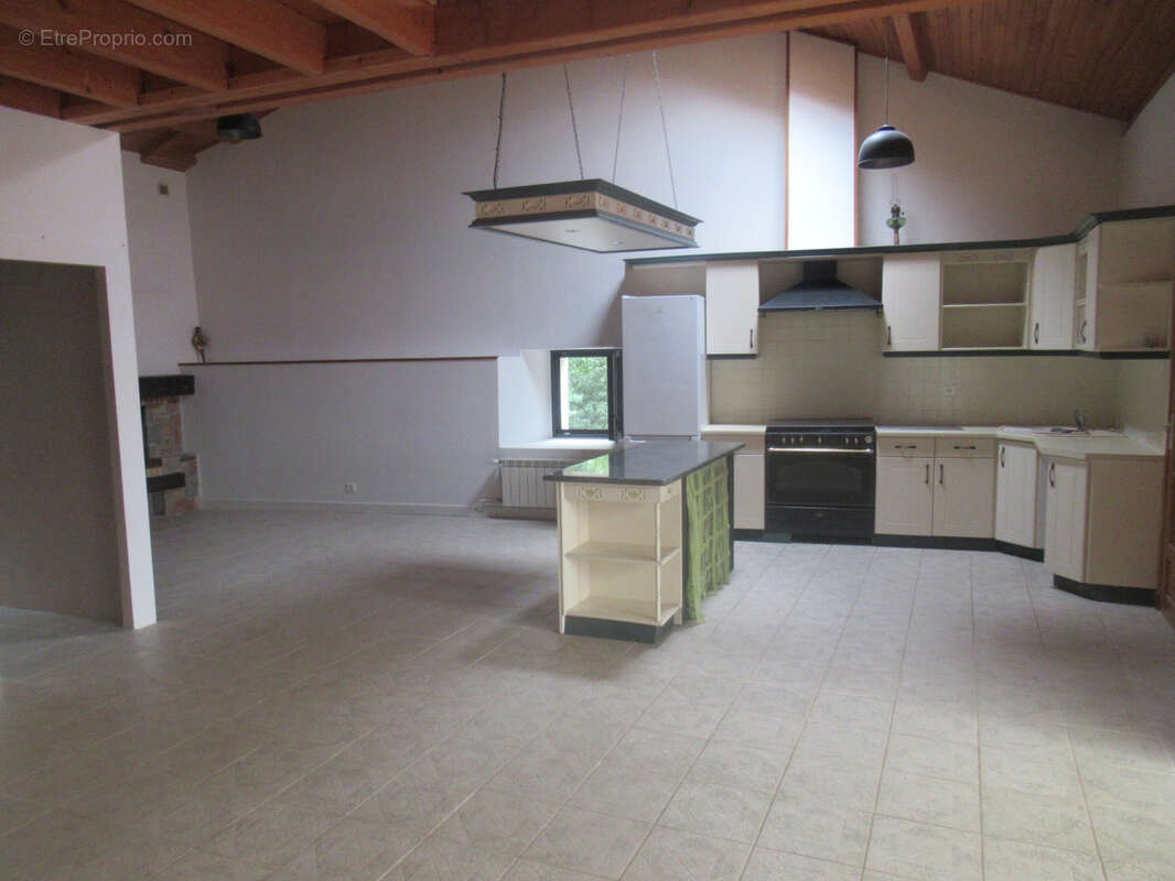 Maison à LE MONASTIER-SUR-GAZEILLE