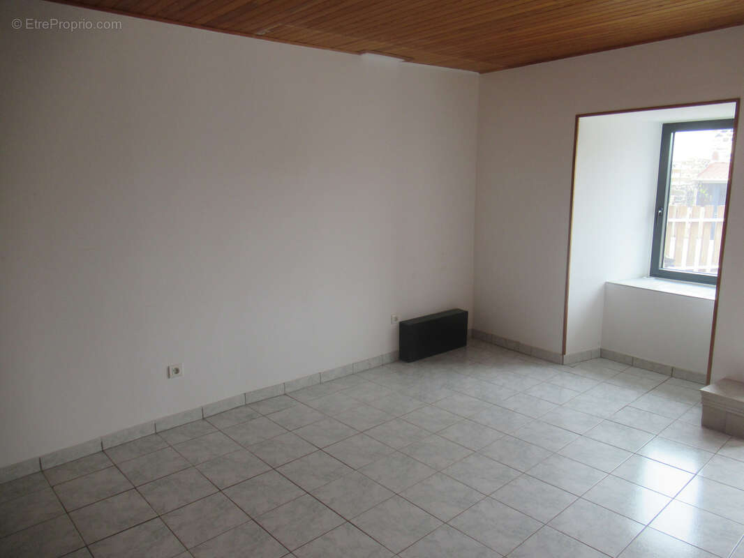 Maison à LE MONASTIER-SUR-GAZEILLE