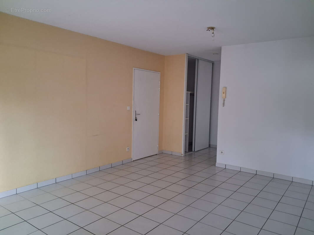Appartement à MIOS