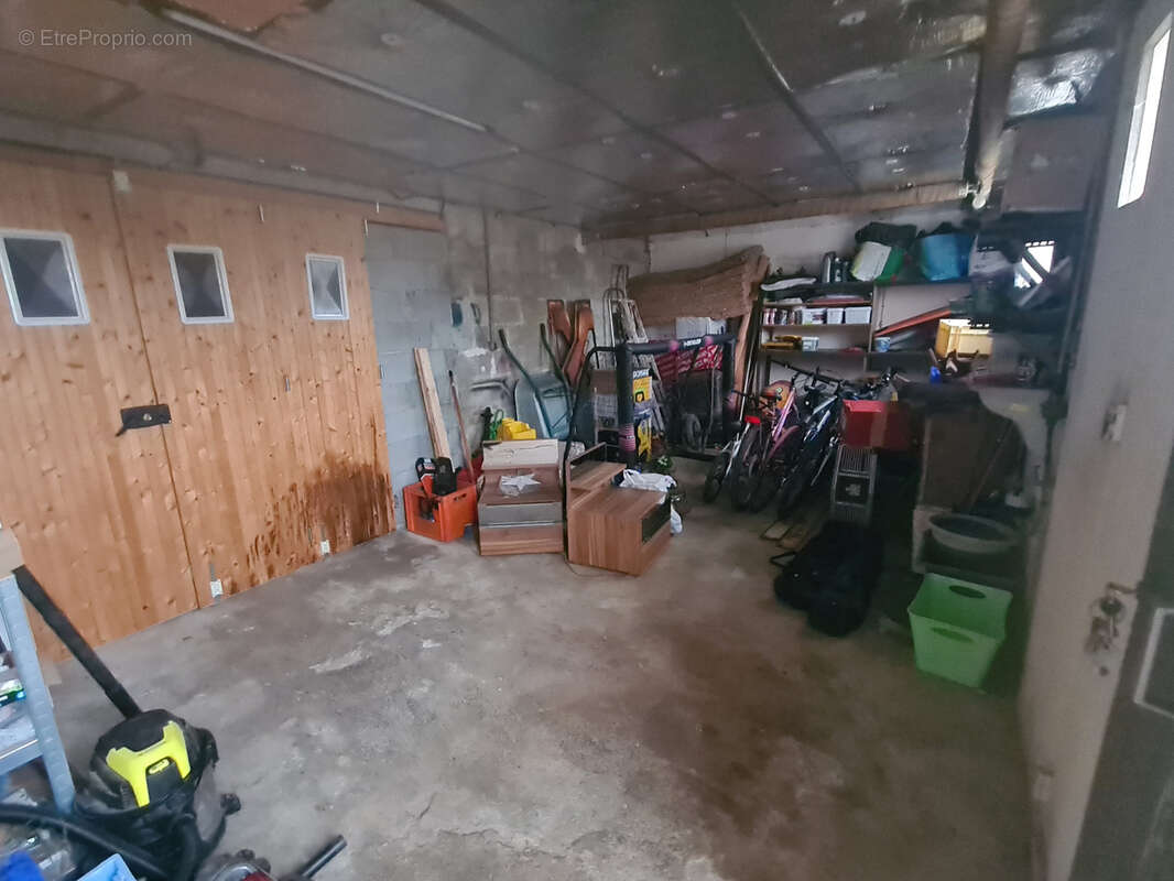 Maison à SAINT-GERMAIN-LES-BELLES