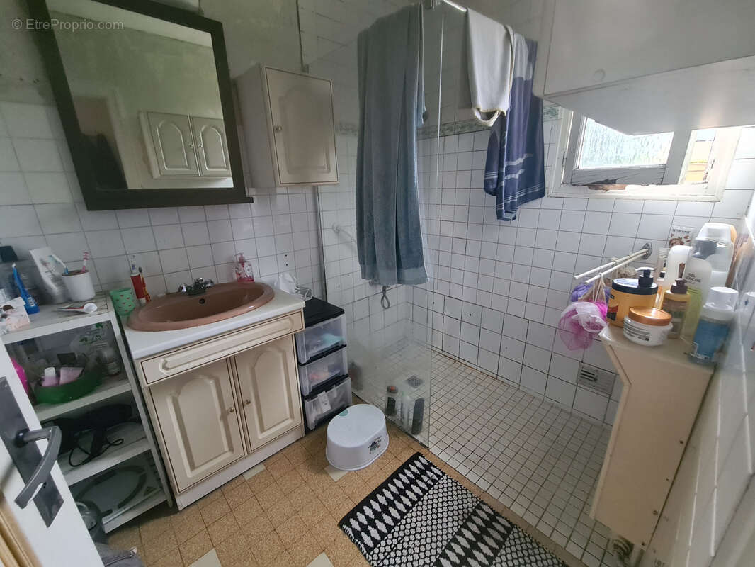 Maison à SAINT-GERMAIN-LES-BELLES