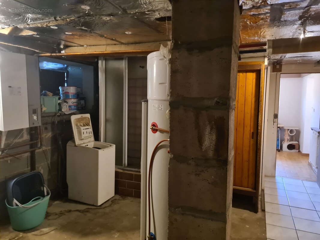 Maison à SAINT-GERMAIN-LES-BELLES