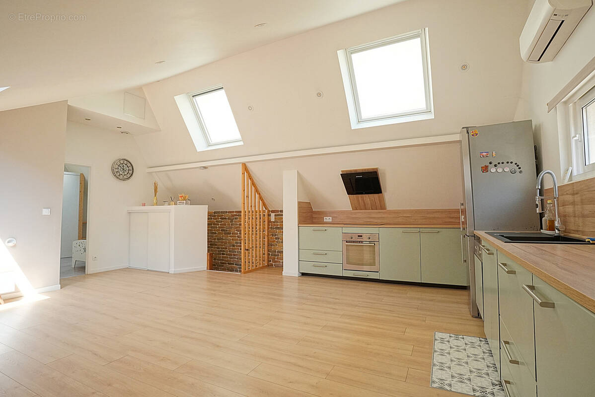 Appartement à LA TOUR-DU-PIN