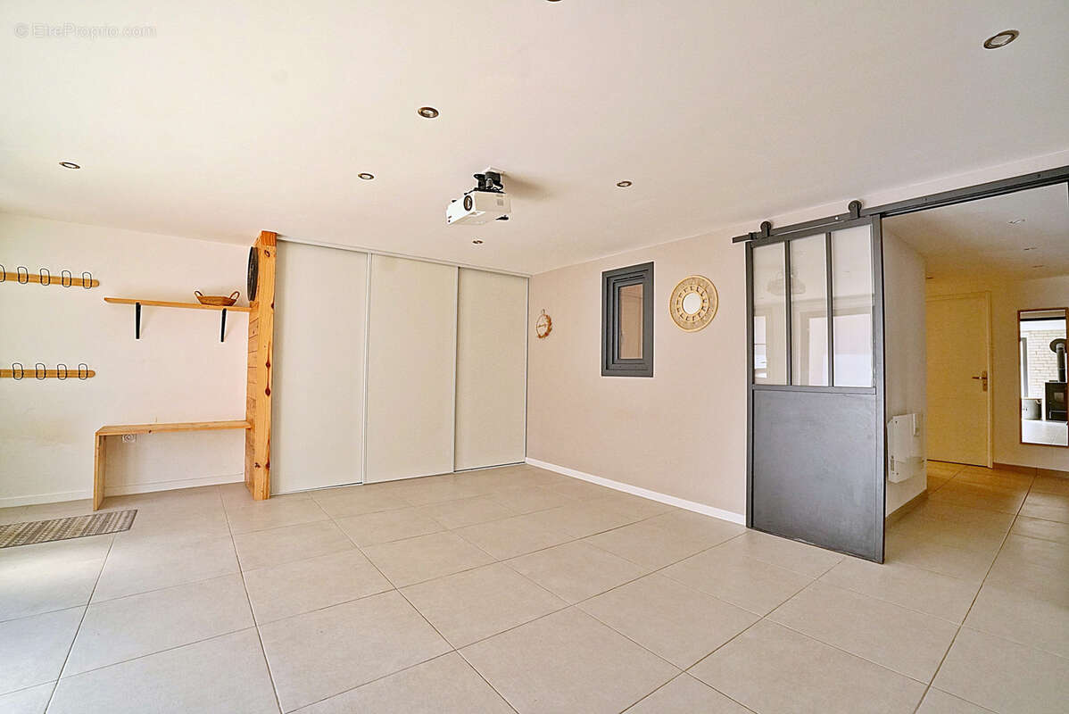 Appartement à LA TOUR-DU-PIN