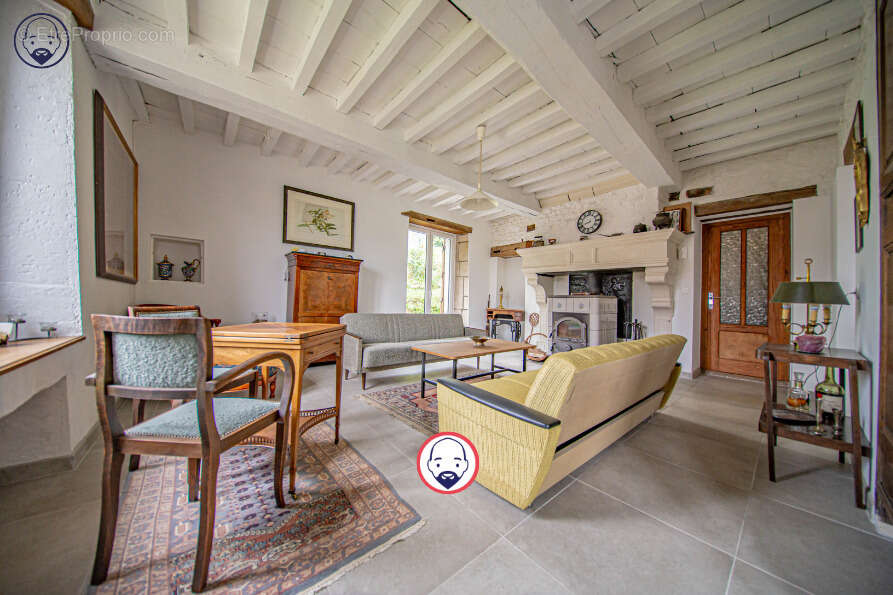 Maison à MONTIERS-SUR-SAULX