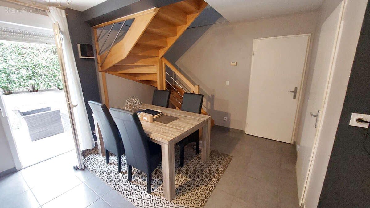 Maison à PIERRELATTE