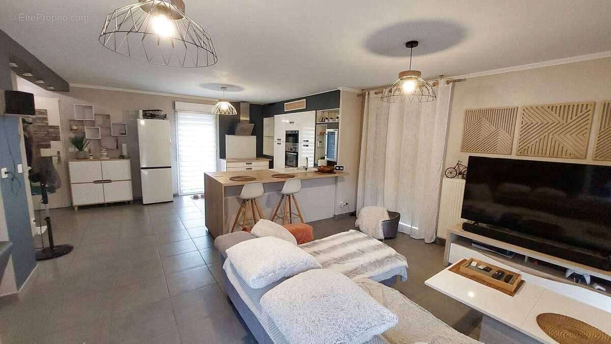 Maison à PIERRELATTE