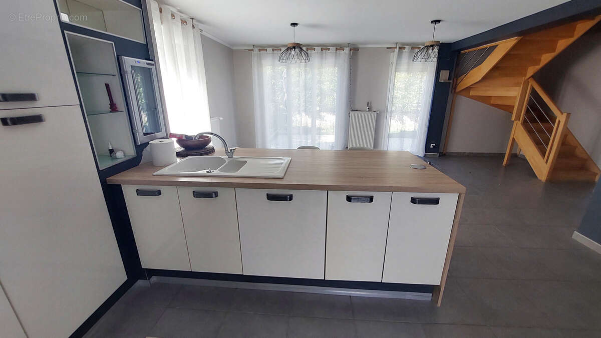 Maison à PIERRELATTE