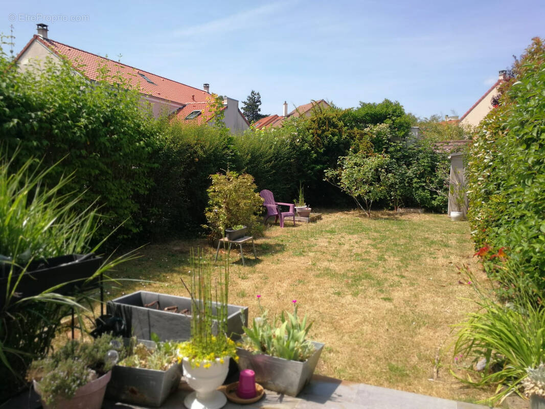 Maison à MONTIGNY-LE-BRETONNEUX