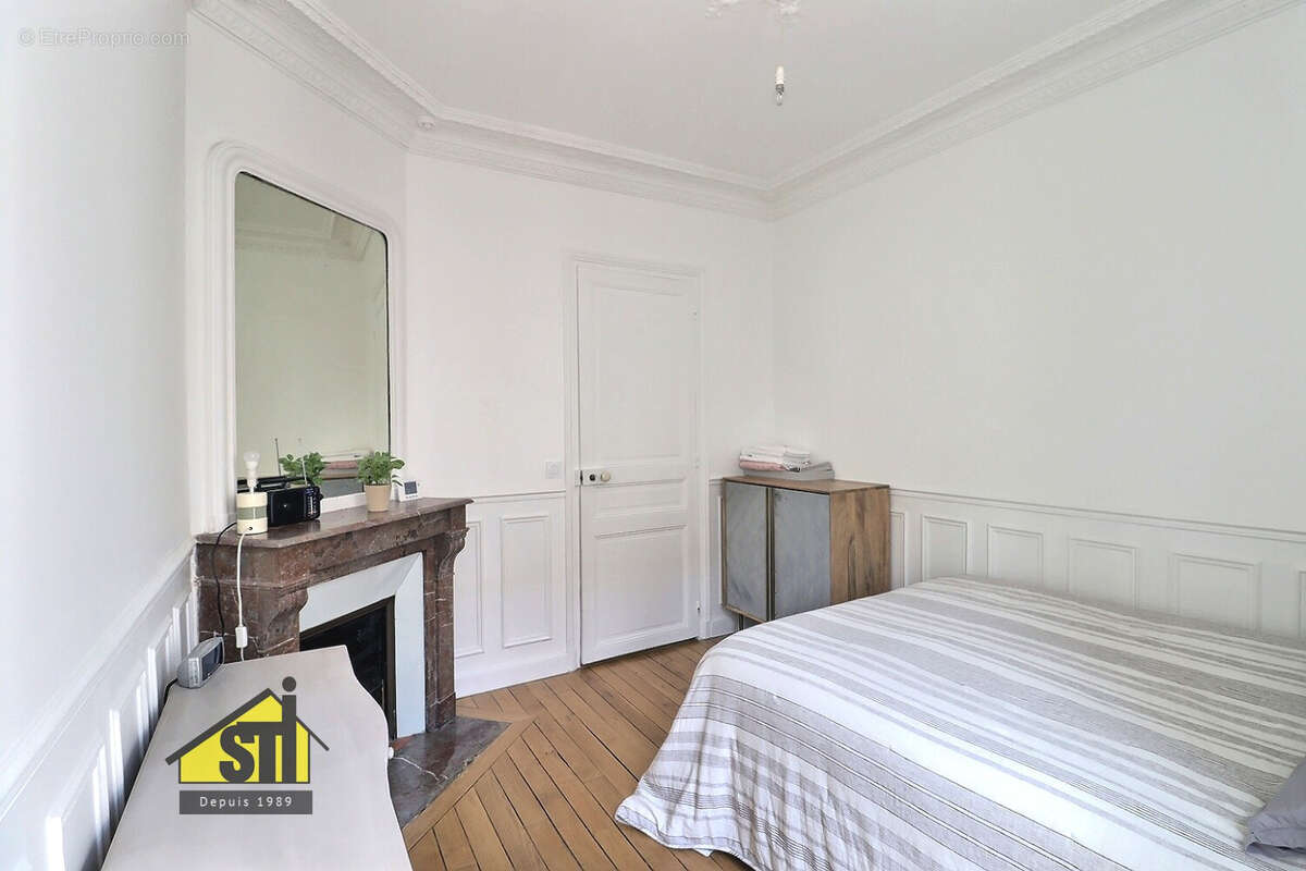 Appartement à PARIS-14E