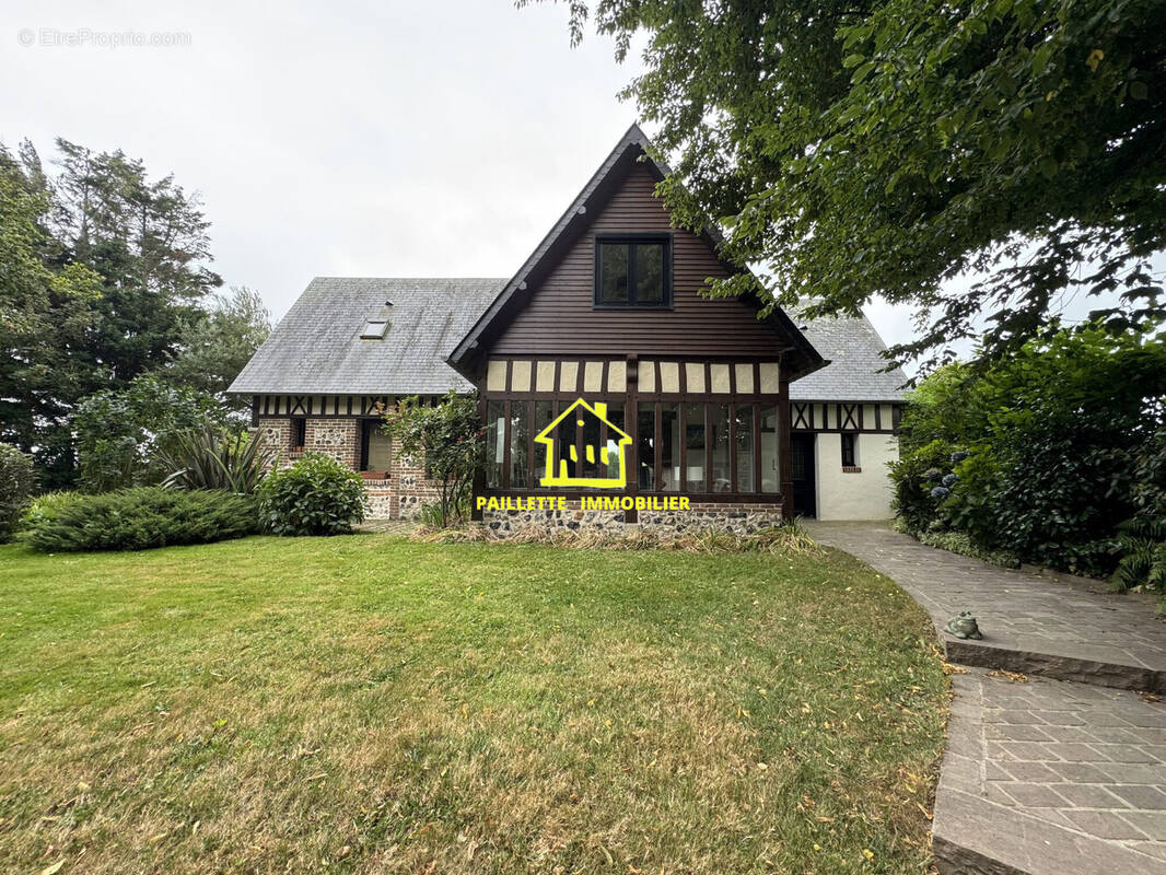 Maison à SAINT-JOUIN-BRUNEVAL