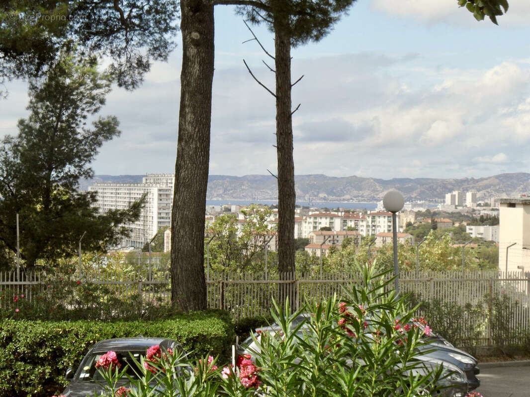 Appartement à MARSEILLE-14E