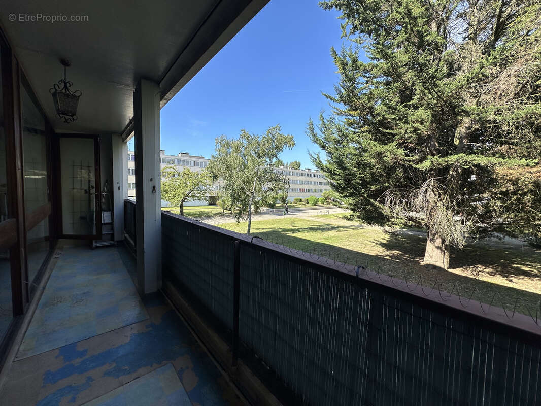 Appartement à STAINS