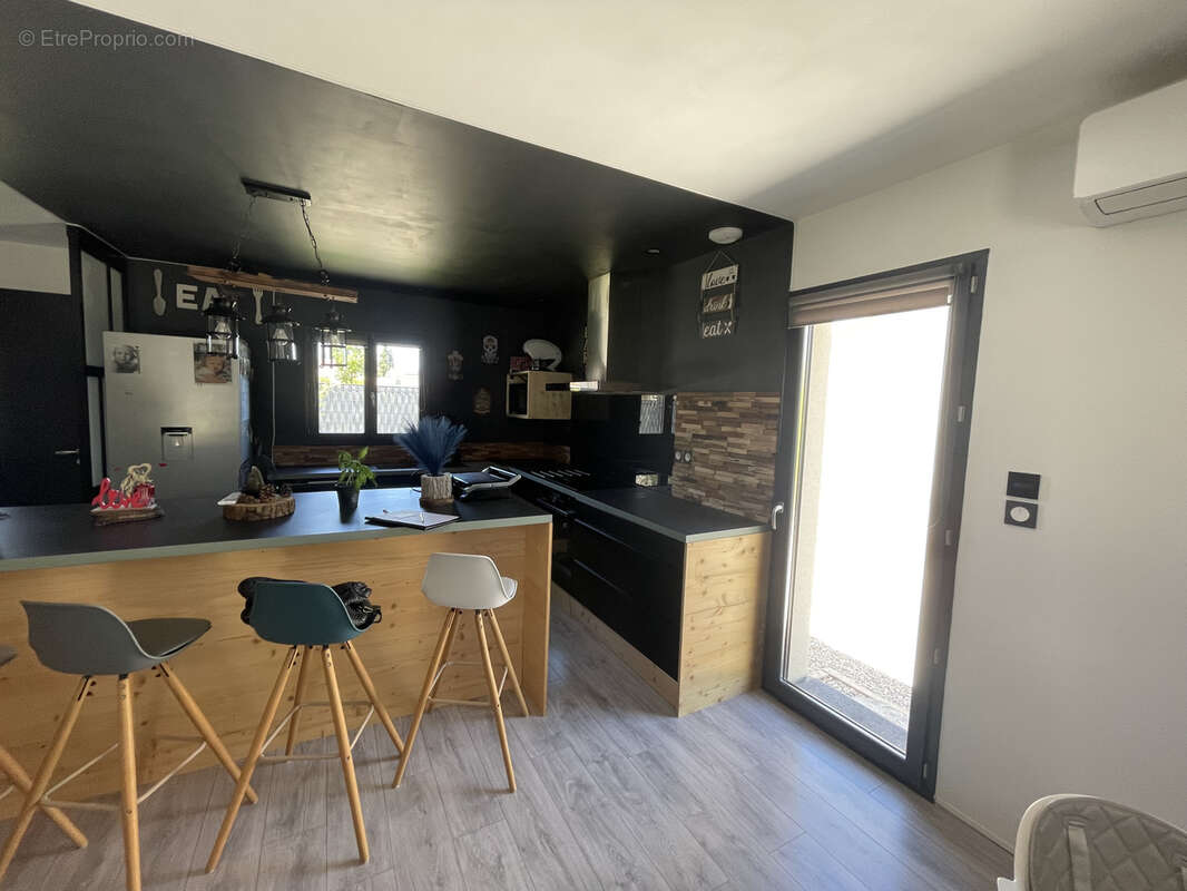 Maison à VAISON-LA-ROMAINE