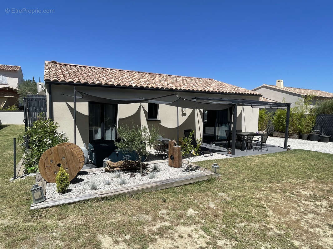 Maison à VAISON-LA-ROMAINE