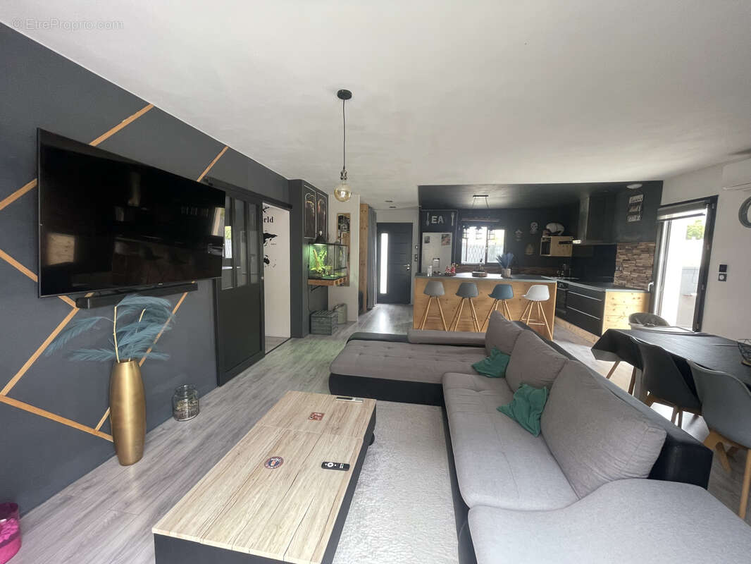 Maison à VAISON-LA-ROMAINE