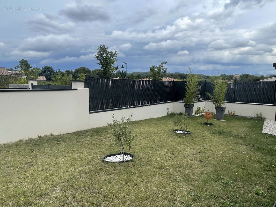 Maison à VAISON-LA-ROMAINE