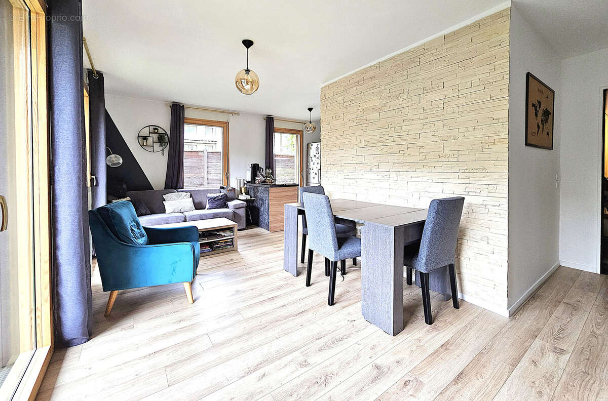 Appartement à MONTEVRAIN