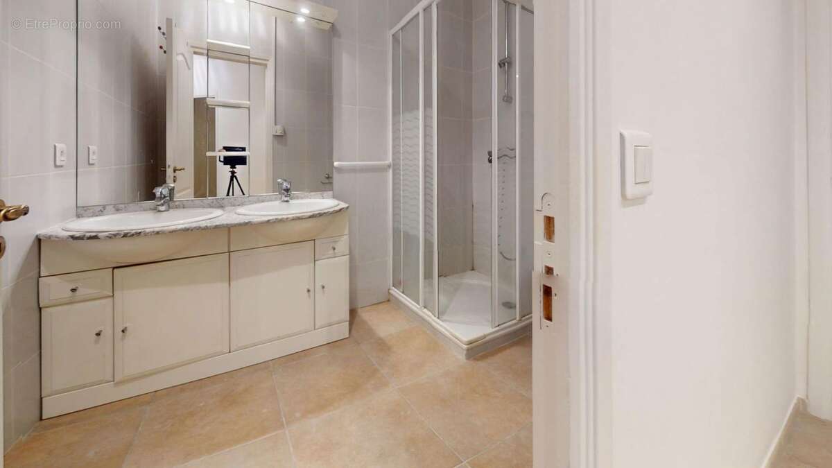 Appartement à LANTOSQUE