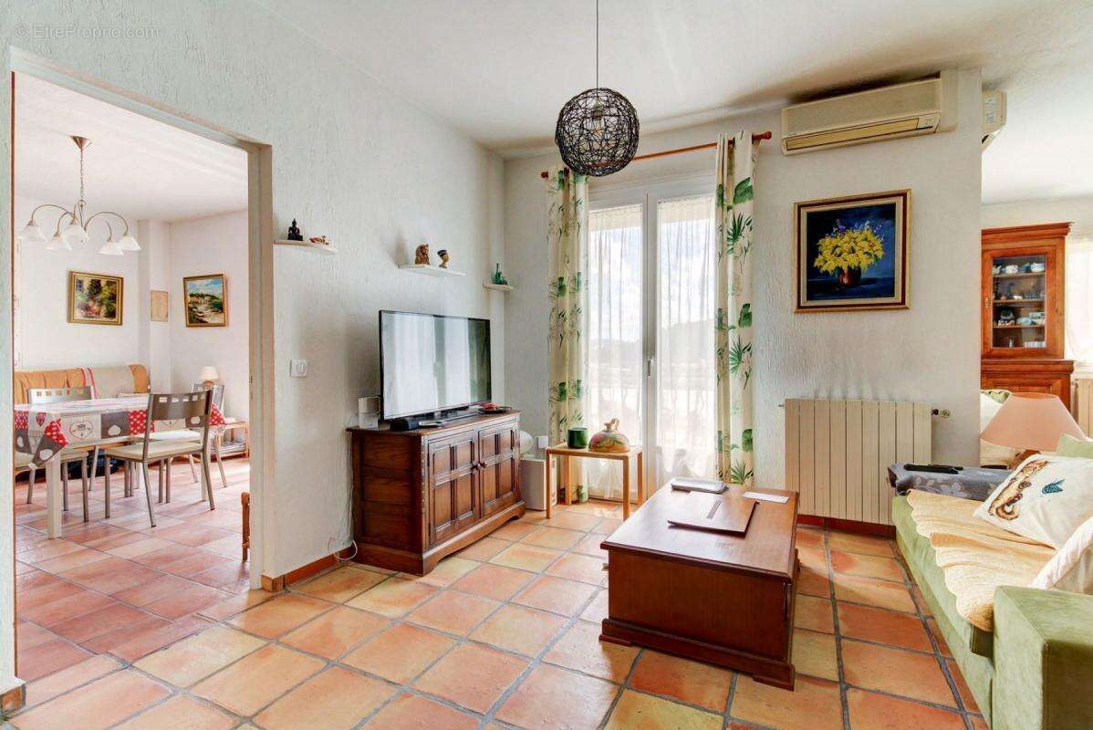 Maison à SAINT-MARTIN-DU-VAR