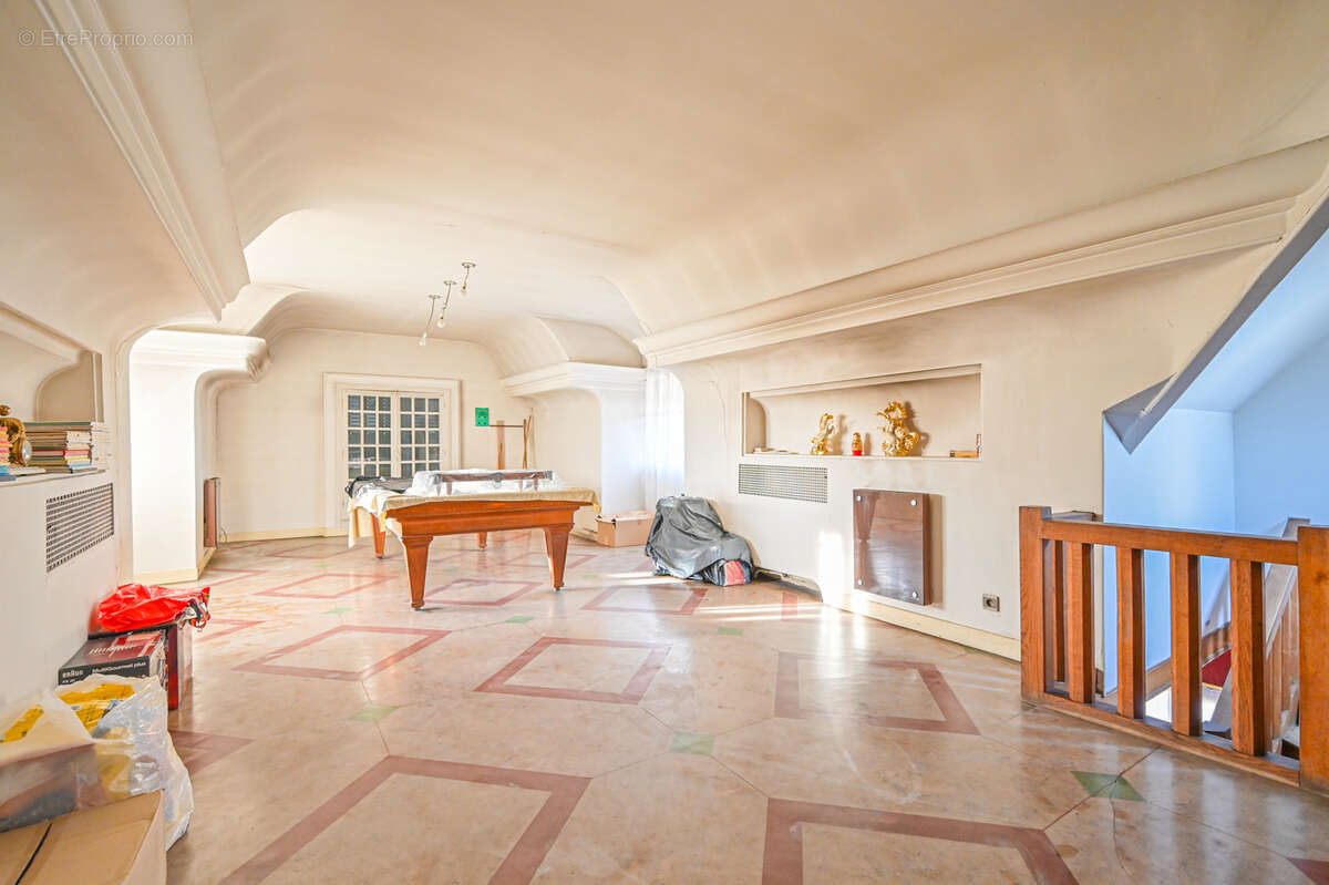 Maison à SAINT-MAUR-DES-FOSSES