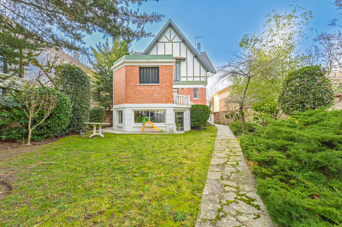 Maison à SAINT-MAUR-DES-FOSSES