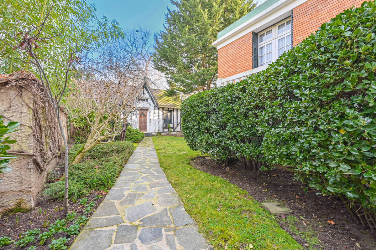 Maison à SAINT-MAUR-DES-FOSSES