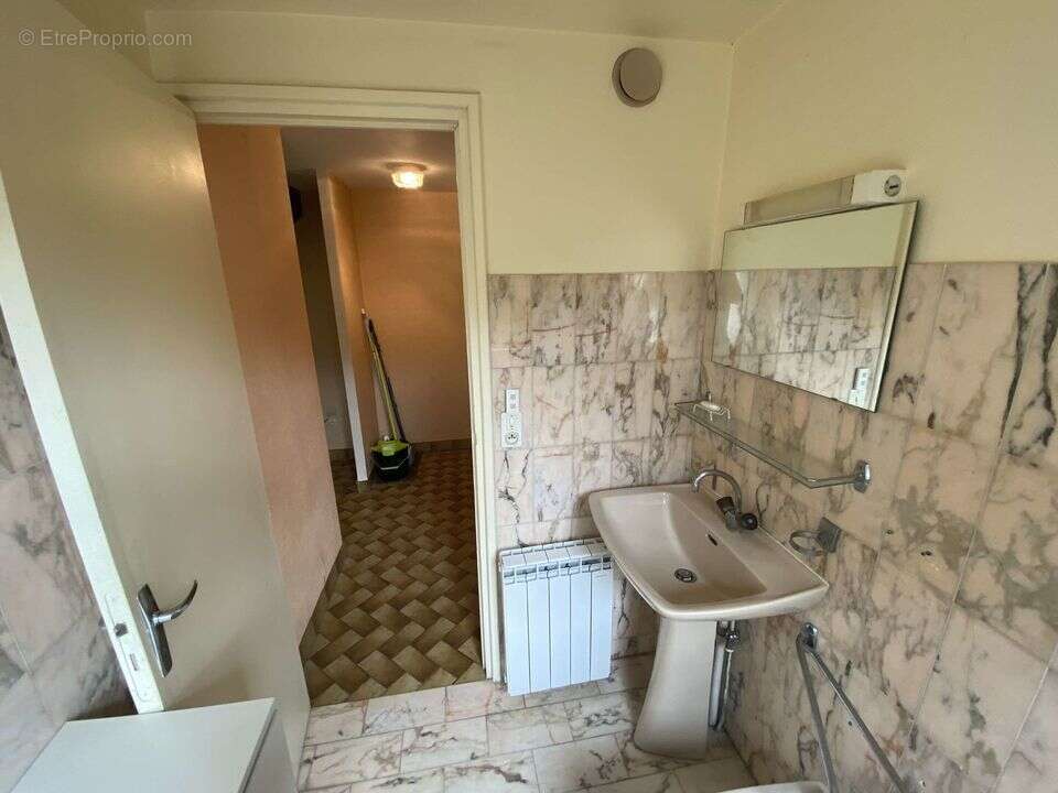 Appartement à CAZAUBON