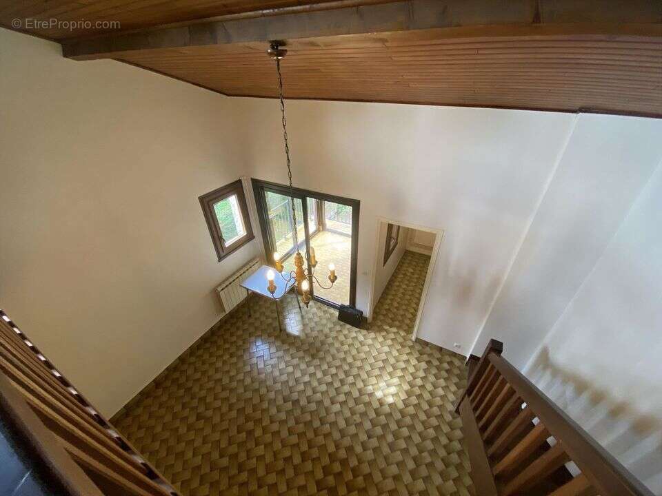 Appartement à CAZAUBON