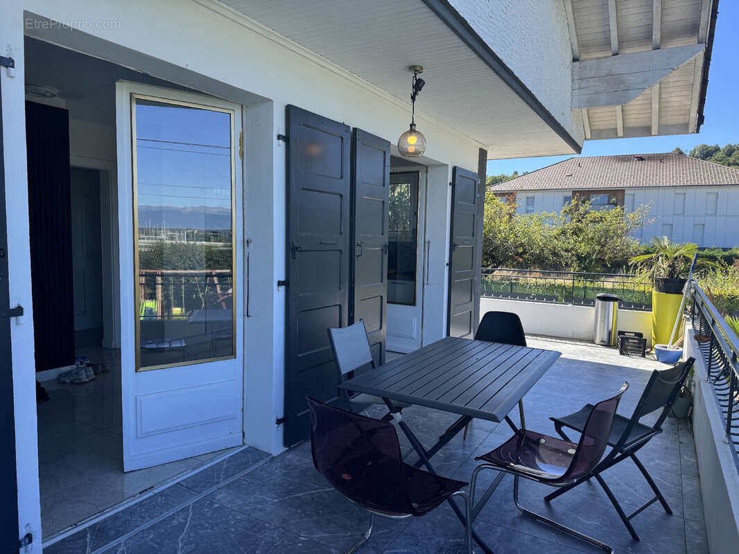 Maison à VETRAZ-MONTHOUX