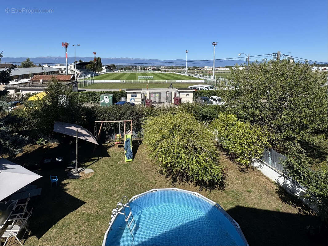 Maison à VETRAZ-MONTHOUX