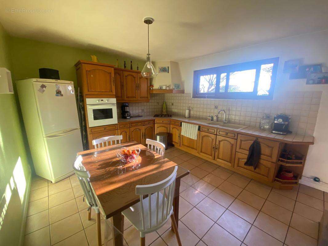 Maison à LES VENTES