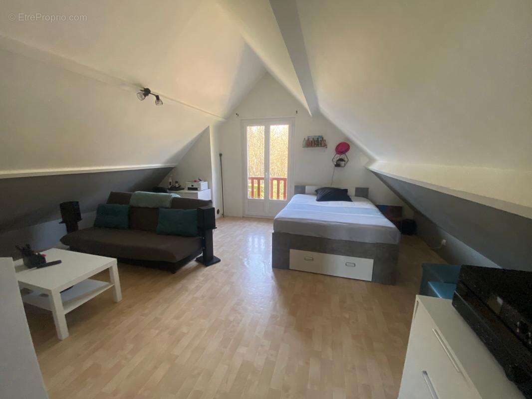 Maison à LES VENTES