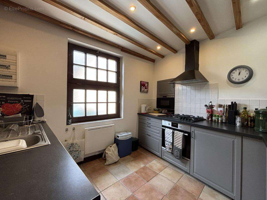 Maison à NANTEUIL-EN-VALLEE