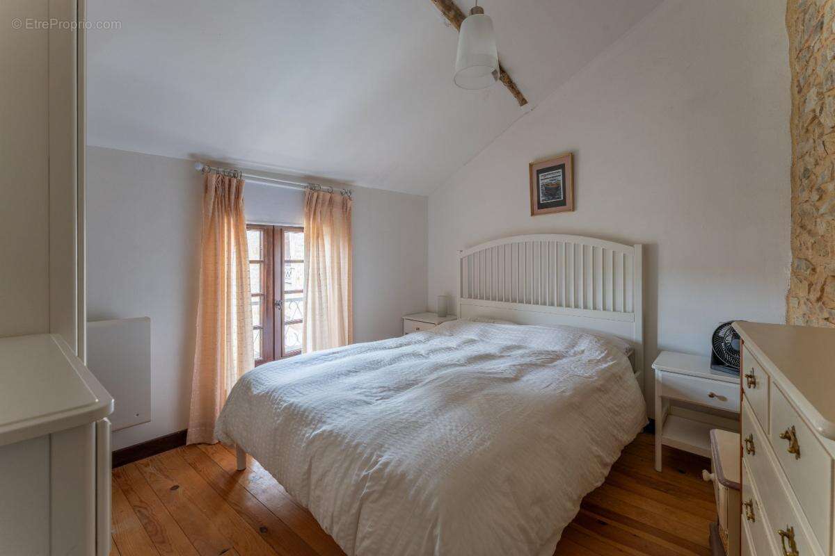 Maison à NANTEUIL-EN-VALLEE