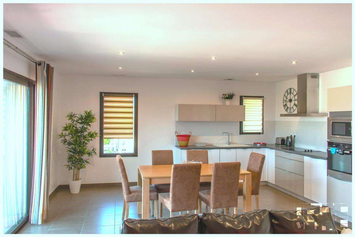 Appartement à BROUILLA