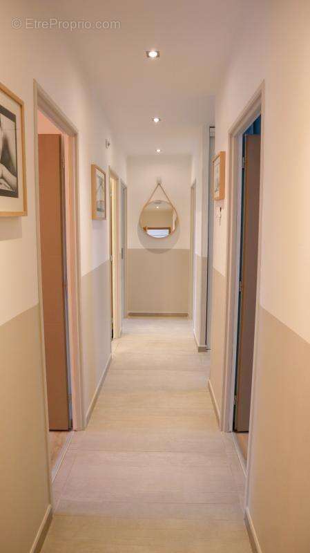 Maison à SAINT-HILAIRE-DE-BRETHMAS