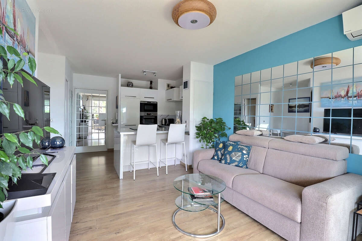 Appartement à JACOU