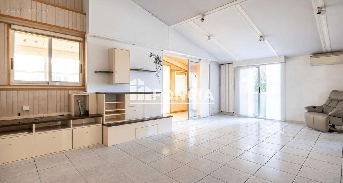 Maison à FONBEAUZARD