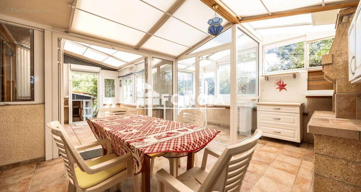 Maison à FONBEAUZARD