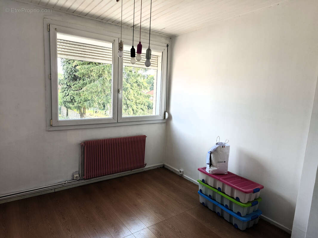 Maison à SIN-LE-NOBLE