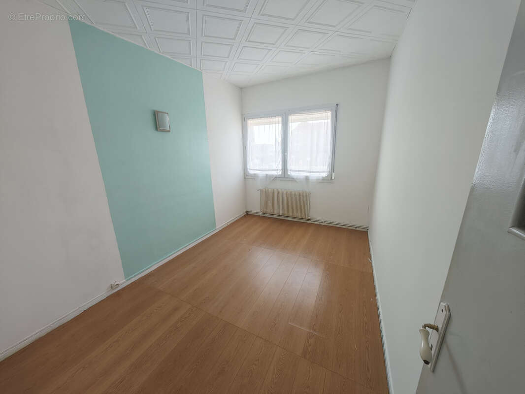 Maison à SIN-LE-NOBLE