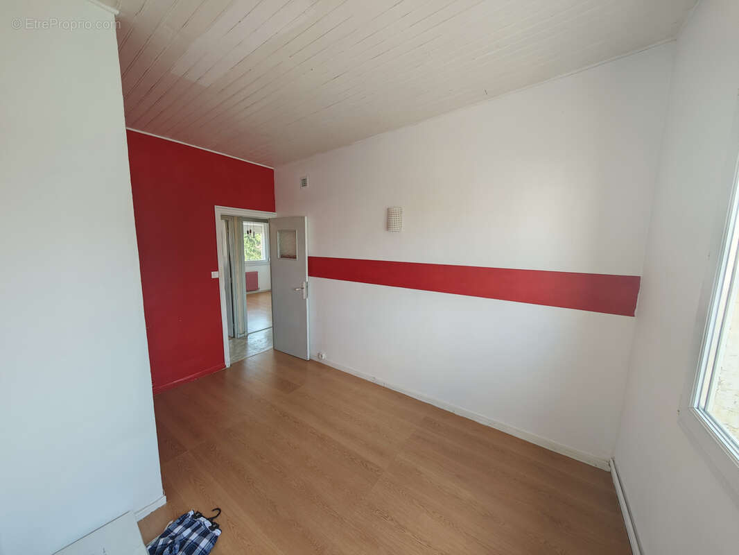 Maison à SIN-LE-NOBLE