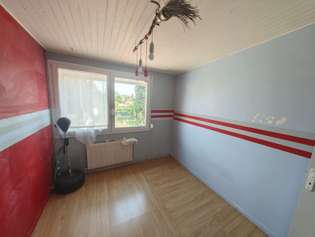 Maison à SIN-LE-NOBLE