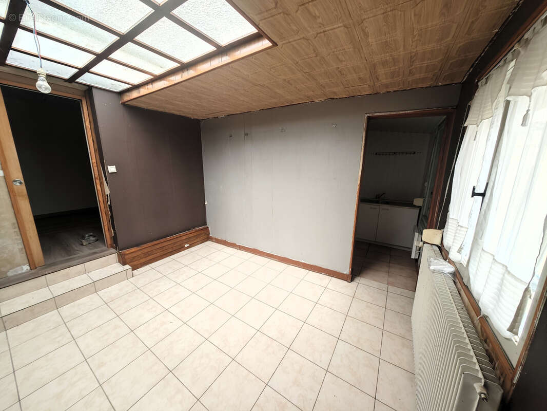 Maison à SIN-LE-NOBLE