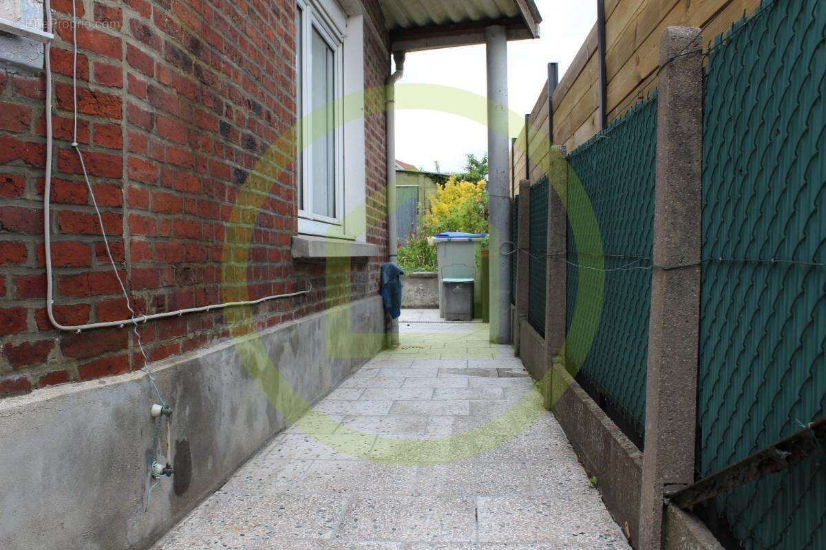 Maison à MARQUETTE-EN-OSTREVANT