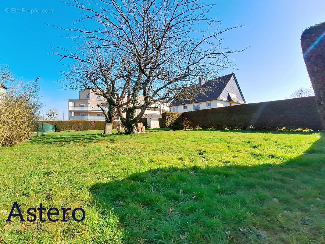 Terrain à PONT-PEAN