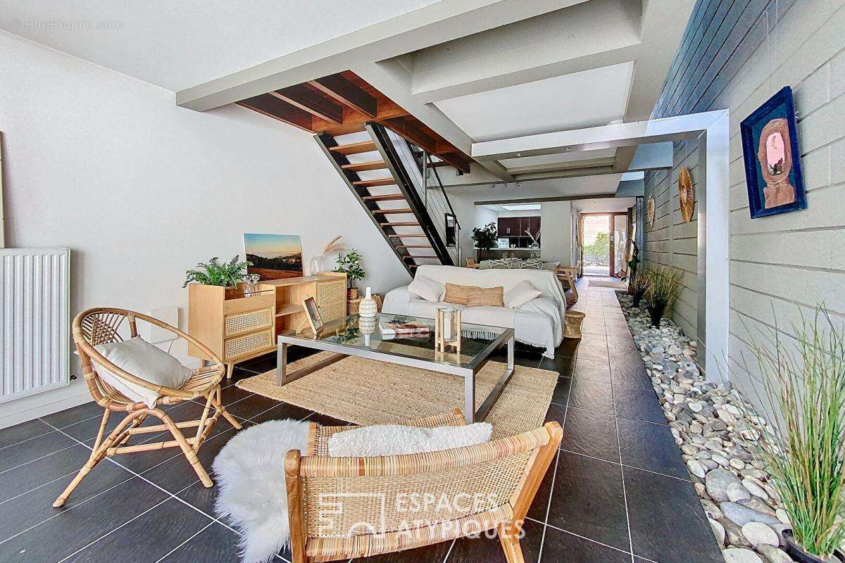 Appartement à BEGLES