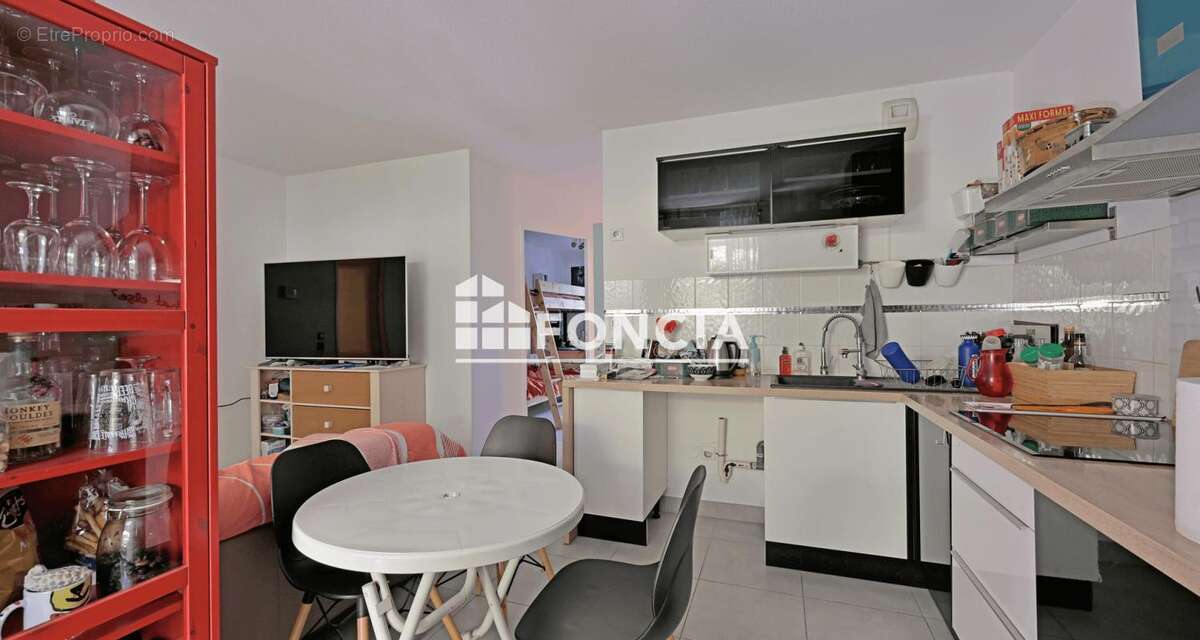 Appartement à LE CRES